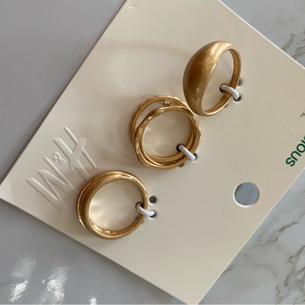 H&M SET OF 5 RINGS MATTE GOLD NEW - Picture 3 of 7